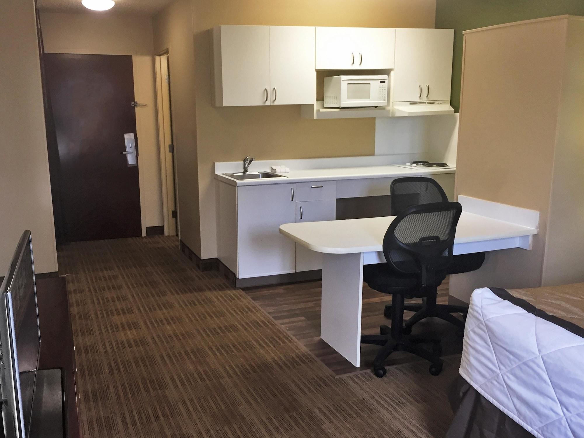 Extended Stay America Suites - Akron - Copley - East Экстерьер фото